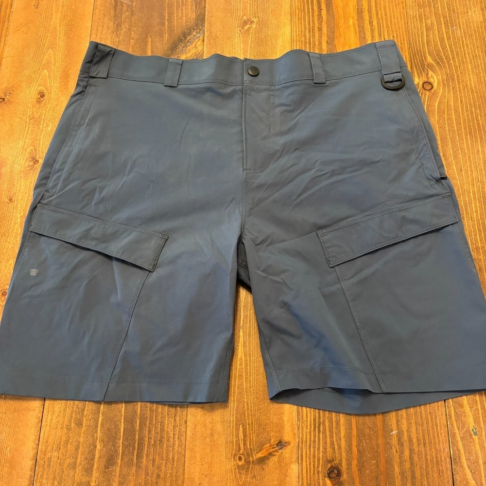 Mack Weldon Aqua Terra Shorts Gray Blue Cargo Mens XL 8" Everyday Comfort